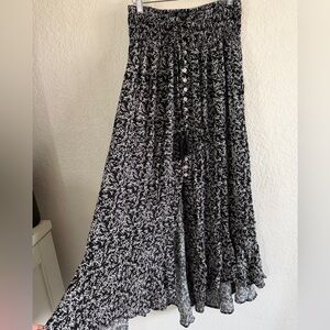 RACHEL ZOE Black & White Floral High Low Maxi Skirt w/ Front Buttons, Tie & Slit
